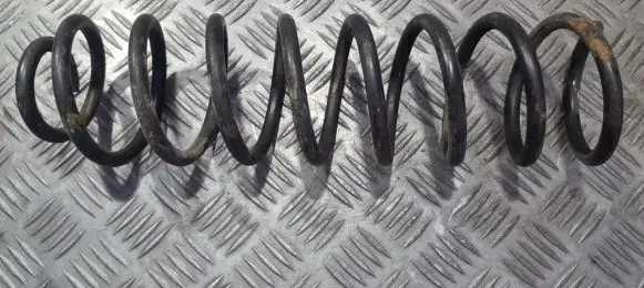 Volkswagen Polo III 6N 6N2 6NF Rear coil spring