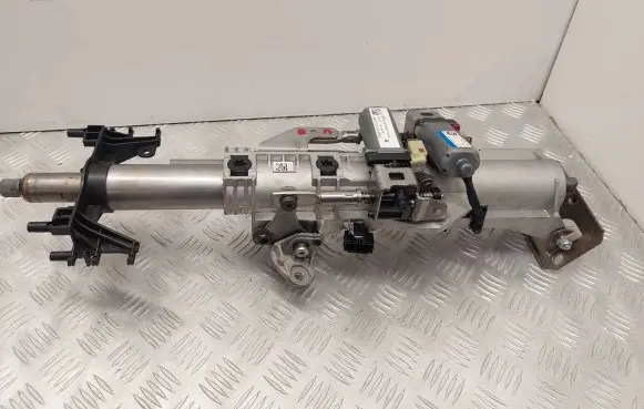 BMW X5 F15 Steering wheel axle set 746773 13121300167 4900V7008