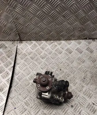 Volvo S60 Fuel injection high pressure pump 31272896