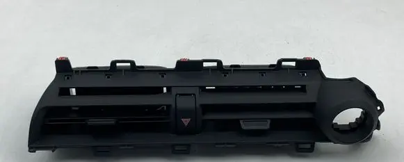 Toyota Prius xw60 Dash center air vent grill 5567047270