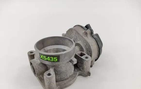 Volvo V50 Throttle valve VP4M5U9E927DC VP4F9U9E928AC