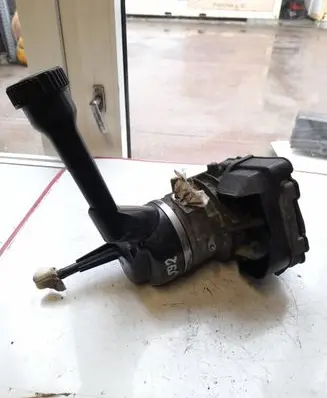 Citroen C4 I Picasso Electric power steering pump 9685051580 A0015331