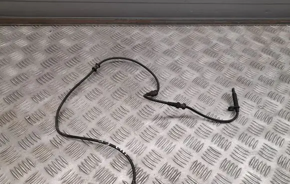 Mercedes-Benz GL X166 ABS brake wheel speed sensor A1669052601