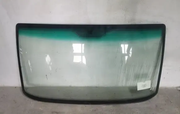 Fiat Ducato Front windscreen/windshield window 