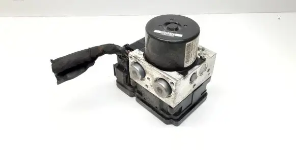 Volvo V70 ABS Pump 8G9N2C405AC 30681619 P30681619
