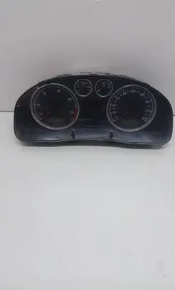 Volkswagen PASSAT B5.5 Speedometer (instrument cluster) 3B0920847E