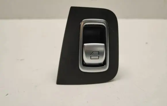 Mercedes-Benz C W205 Electric window control switch A2059051513