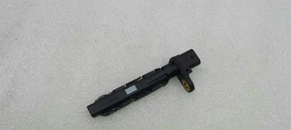 Audi Q7 4L Crankshaft position sensor 059906433E