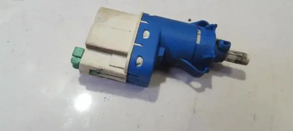 Ford Focus Brake pedal sensor switch 3M5T9C872AB 3M5T-9C872-AB