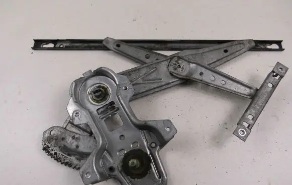 Honda Civic Rear door manual window regulator 