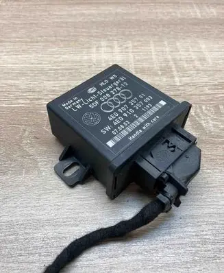 Audi A8 S8 D3 4E Light module LCM 4E0907357 4E0910357 5DF00827812