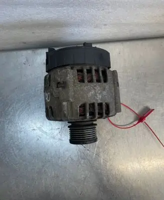 Renault Kangoo I Generator/alternator 8200537415