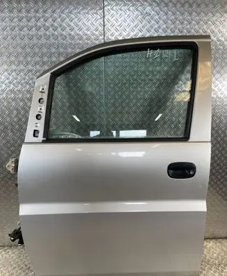 Hyundai H-1, Starex, Satellite Front door 