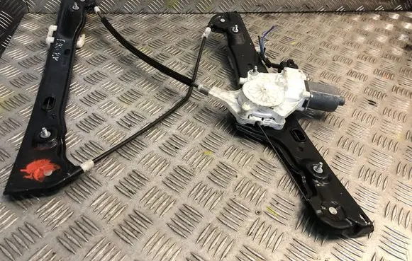 BMW 3 E90 E91 Front door electric window regulator 7060265