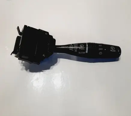 Mitsubishi Grandis Tailgate/trunk/boot open switch 4211MG55