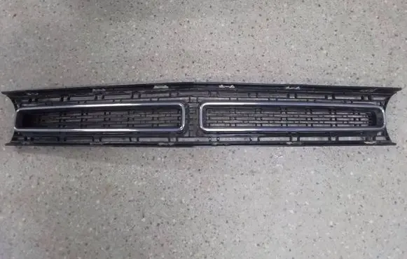 Dodge Challenger Front grill 