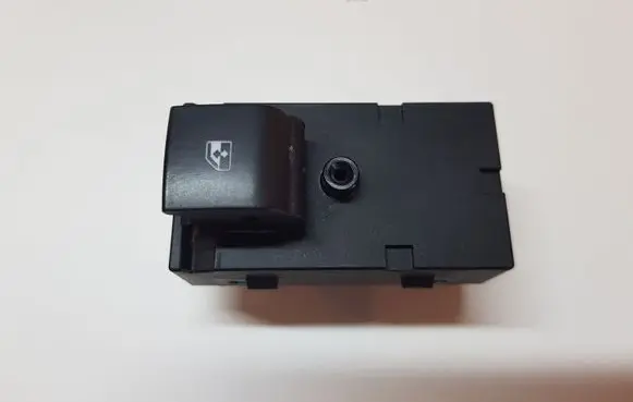 Buick Encore I Electric window control switch 22915112