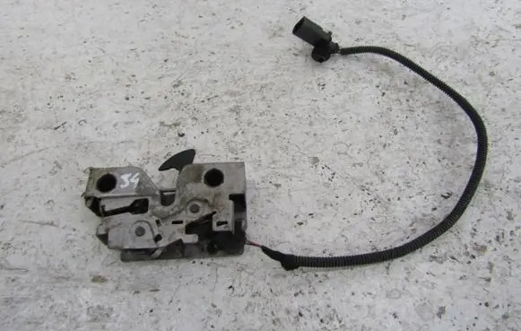 Volkswagen PASSAT B8 Engine bonnet/hood lock/catch 5G1823509D