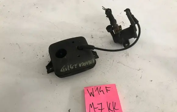Mercedes-Benz Sprinter W901 W902 W903 W904 Fuel tank cap lock motor 1212123