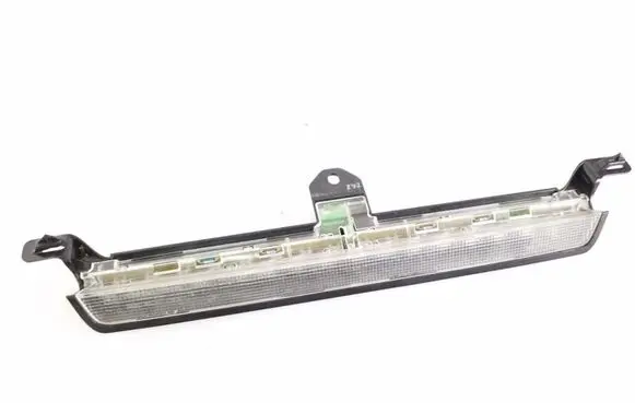 Volvo V70 Third/center stoplight 8658948