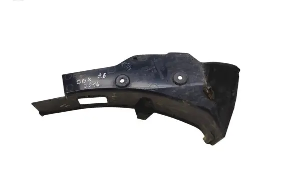 Subaru Outback (BS) Rear/tail light trim molding 946074