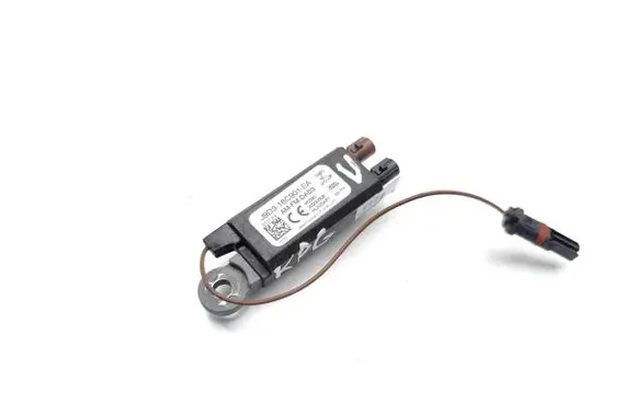 Jaguar I-Pace Aerial antenna amplifier J9D3-18C901-EA
