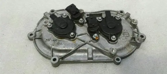 Mercedes-Benz CLS C219 Timing chain cover A2720150201