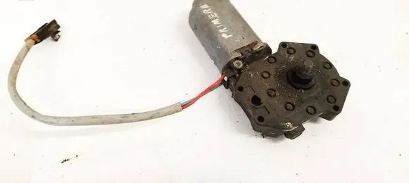 Nissan Primera Front door window regulator motor 400439B