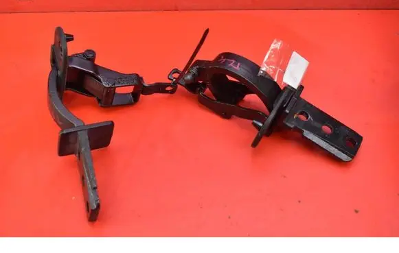 Volvo V70 Tailgate/trunk/boot hinge 31218425