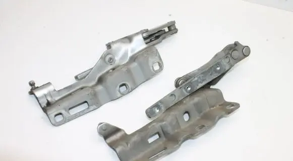 Mercedes-Benz CLK A209 C209 Engine bonnet/hood hinges A2038800328