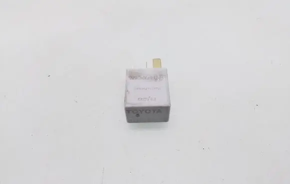 Peugeot 107 Other relay 9008087019
