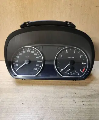 BMW 1 E81 E87 Speedometer (instrument cluster) 1024932 9141449 9141468