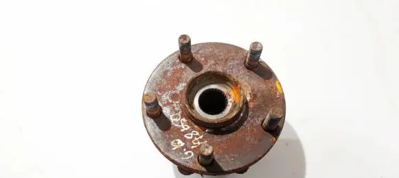 Subaru B9 Tribeca Rear wheel hub