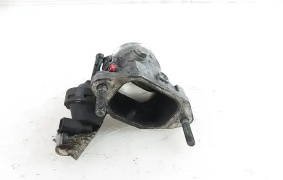 Audi A4 S4 B6 8E 8H Throttle body valve 8E0145950A