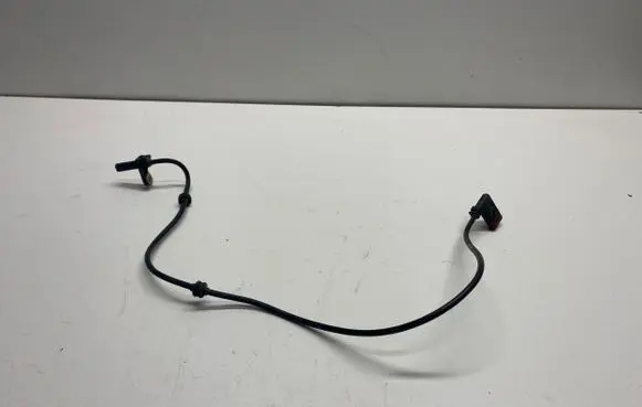 Mercedes-Benz S W221 ABS rear brake sensor A2215400117