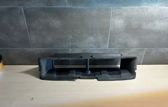 Ford Grand C-MAX Intercooler air guide/duct channel F1CB8312AD D2L4A