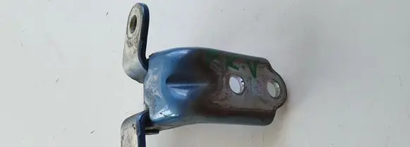 Hyundai i30 Front door upper hinge