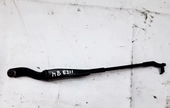 Mercedes-Benz E W211 Front wiper blade arm