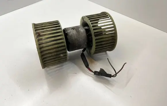 BMW 5 E34 Heater fan/blower 020913K 0130111335