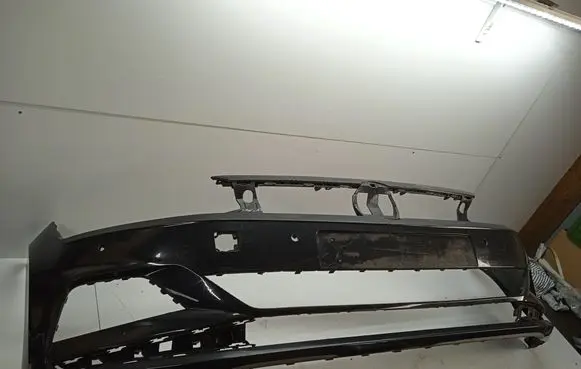 Volkswagen Polo VI Front bumper 2GS807221