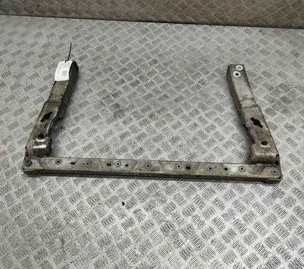 Front bumper cross member