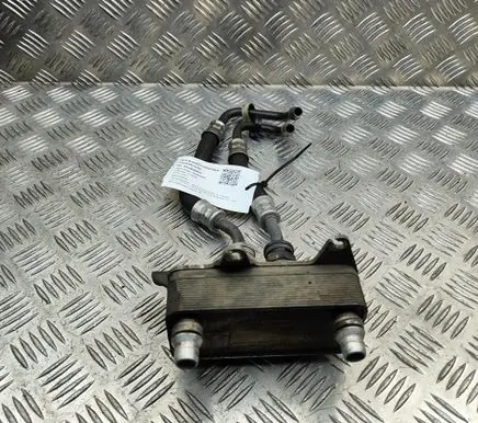 Mercedes-Benz E W213 Engine oil radiator A0995006300