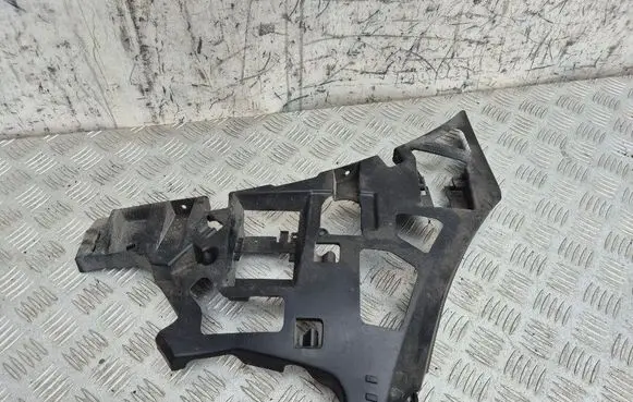 Mercedes-Benz S W222 Front bumper mounting bracket A2228850465