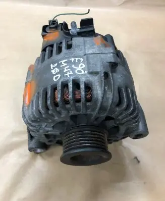 BMW 3 E90 E91 Generator/alternator 7797519 2543303A TG15C027