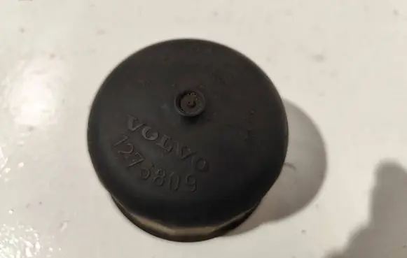 Volvo S80 Oil filter cover 1275809