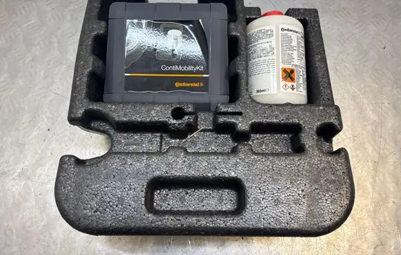 Volvo V60 Tool set
