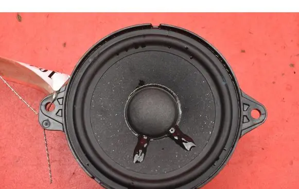 Audi e-tron Subwoofer speaker 80A035303