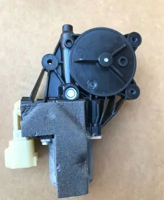 Land Rover Discovery 5 Front door window regulator motor E840368007A 0130822793