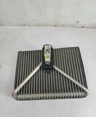 Volvo XC70 Air conditioning (A/C) radiator (interior) 66632 27022001S01 28536B