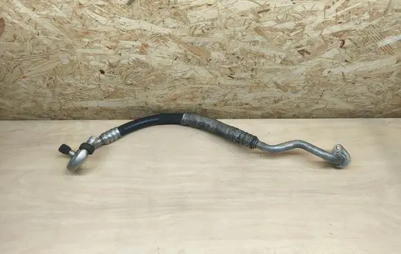 Air conditioning (A/C) pipe/hose